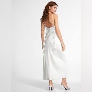 Ivory Bridal Flowery straps satiny midi dress - Size Medium